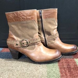 Dromedaris Farrah Brown Ankle Boots